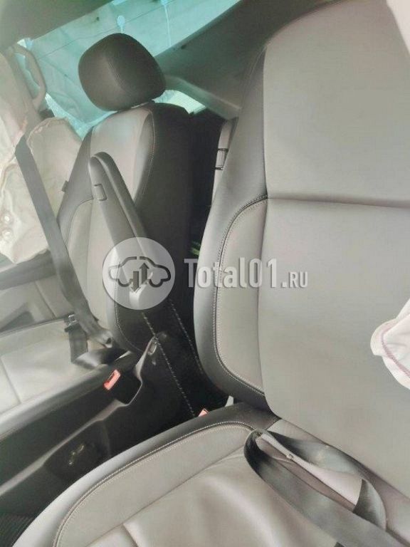 Фото Volkswagen Caravelle 52