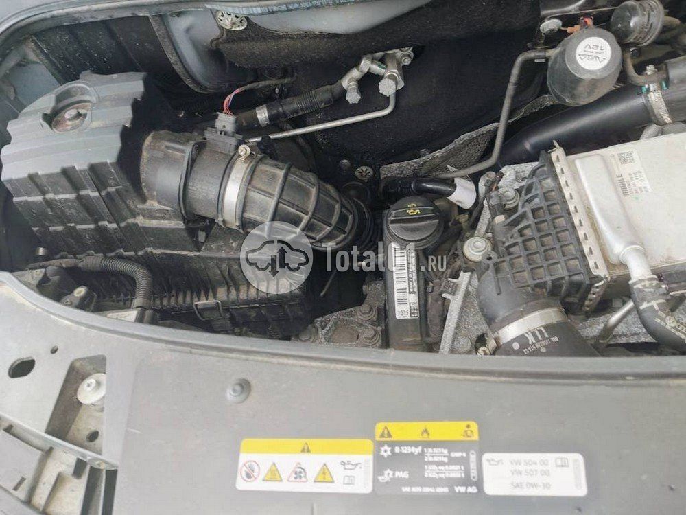 Фото Volkswagen Caravelle 82