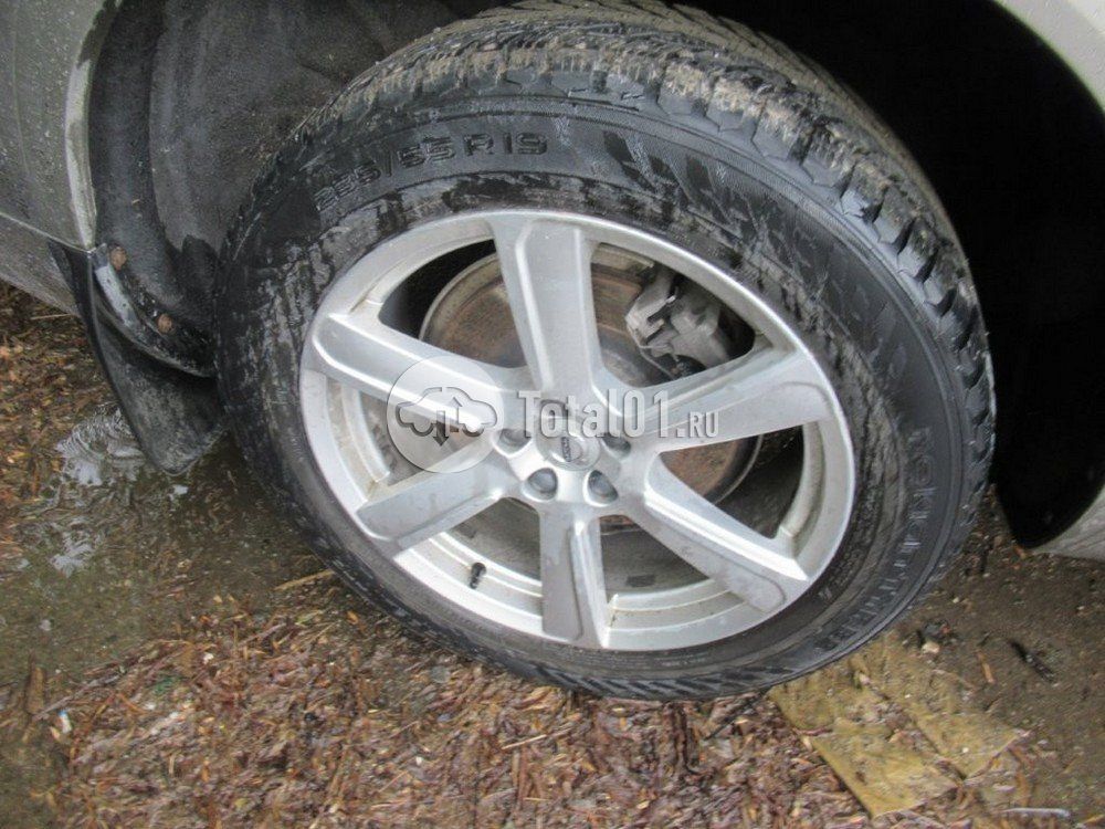 Фото Volvo XC90 46