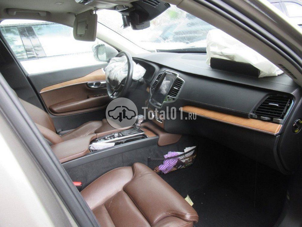 Фото Volvo XC90 50