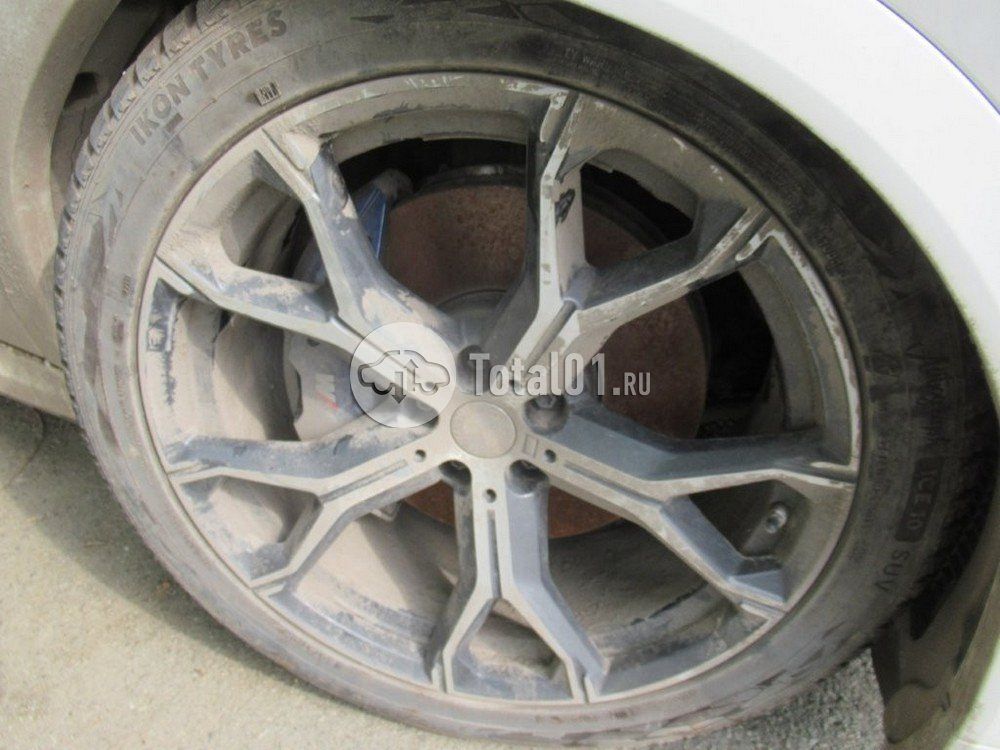 Фото BMW X6 26