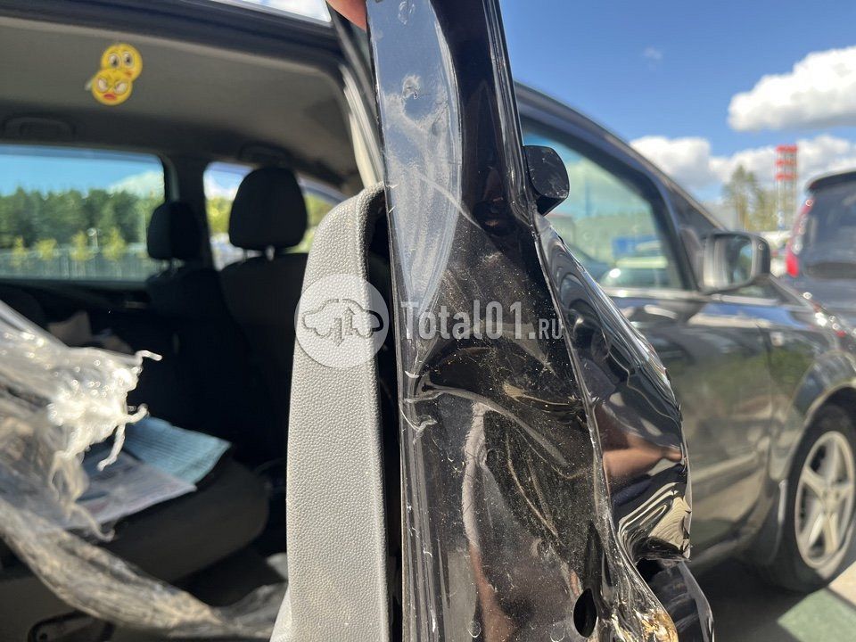 Фото Opel Zafira 24