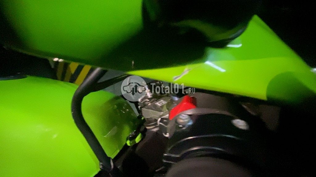 Фото Kawasaki ZX-9R 24