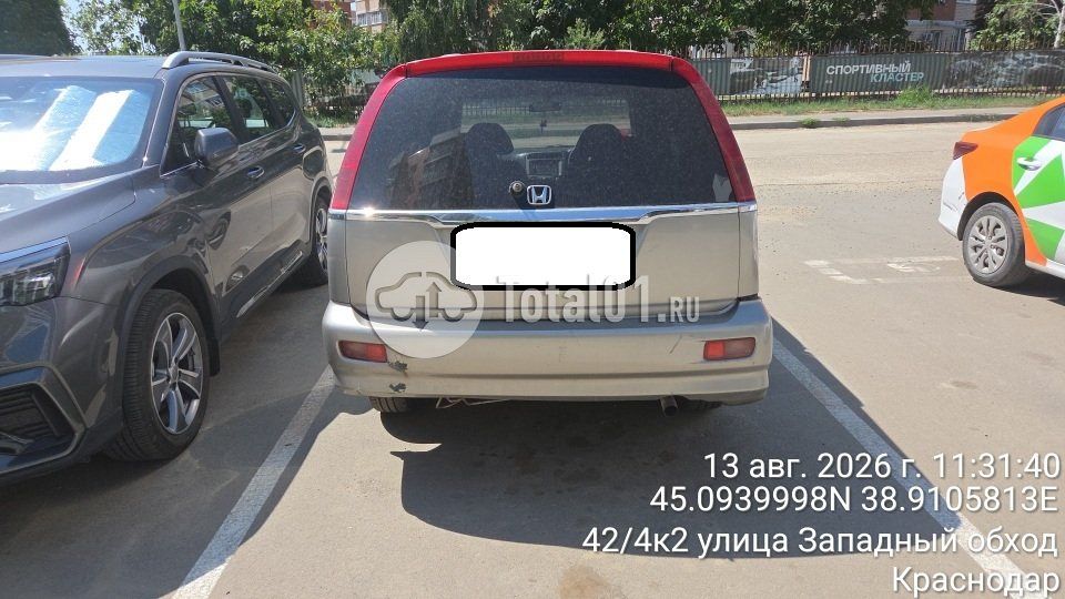 Фото Honda Stream 12