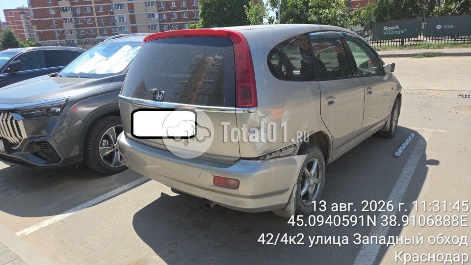 Фото Honda Stream 14