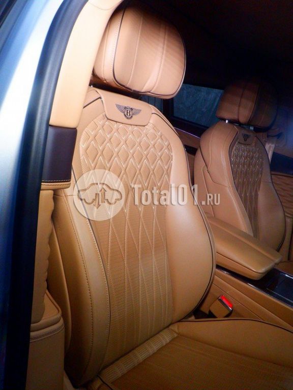 Фото Bentley Flying Spur 26