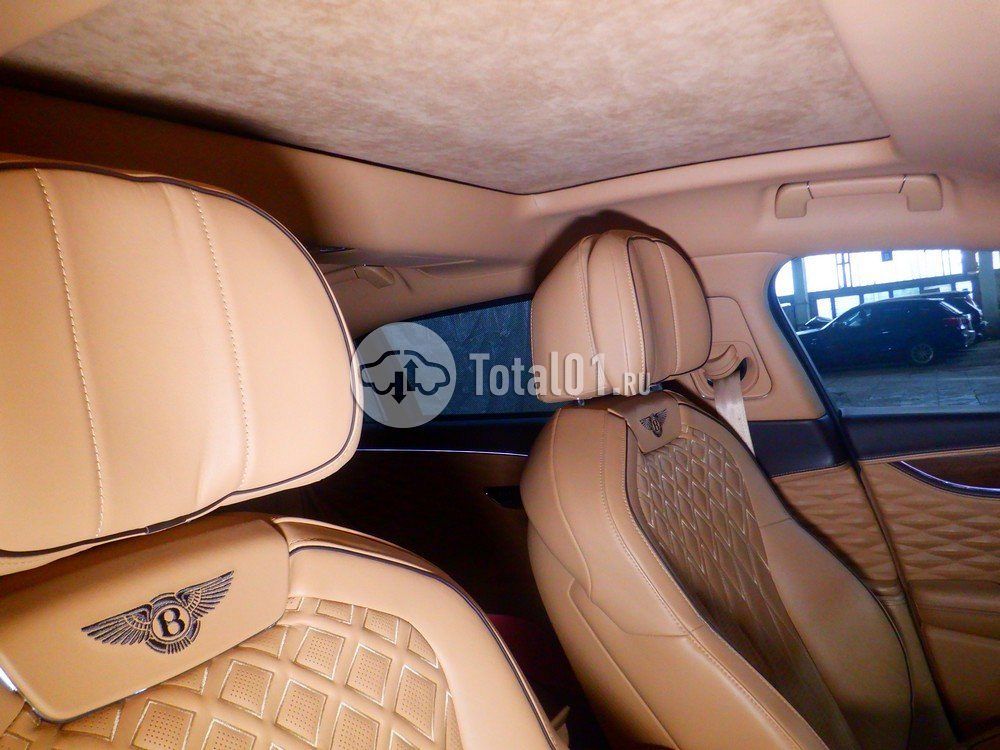 Фото Bentley Flying Spur 34