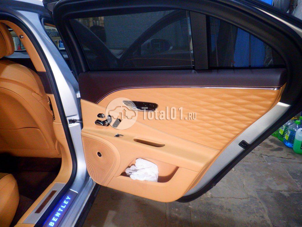 Фото Bentley Flying Spur 38