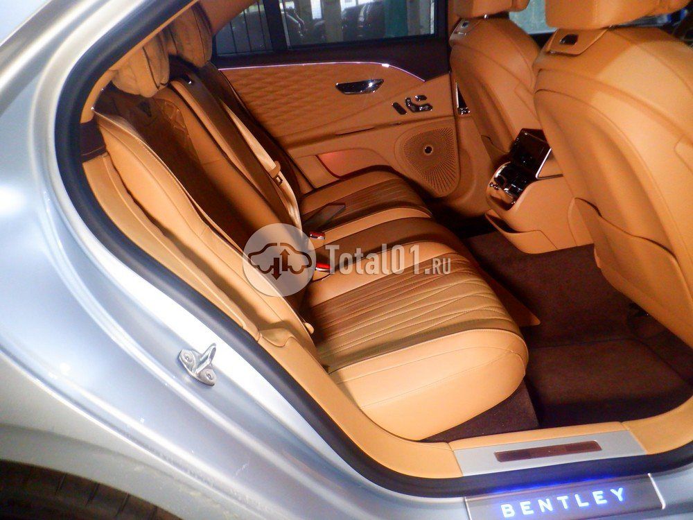 Фото Bentley Flying Spur 44