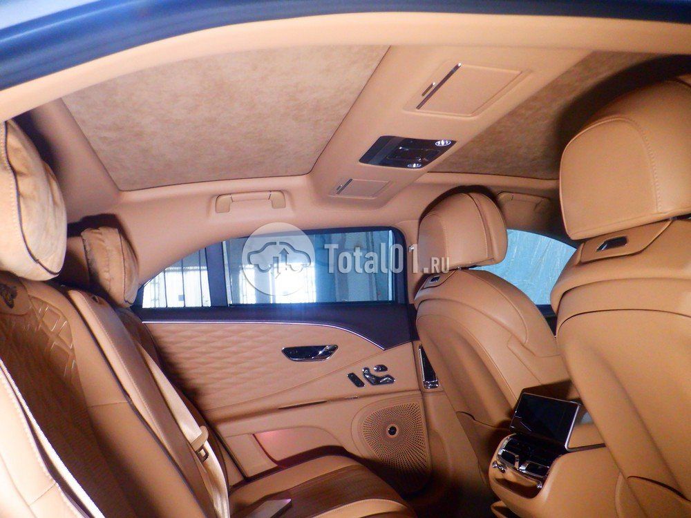 Фото Bentley Flying Spur 48