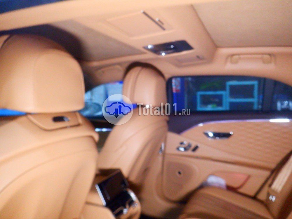 Фото Bentley Flying Spur 82