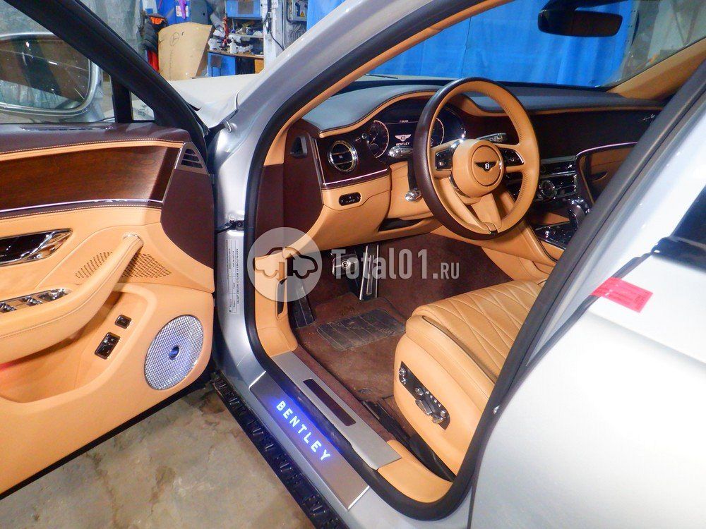 Фото Bentley Flying Spur 86