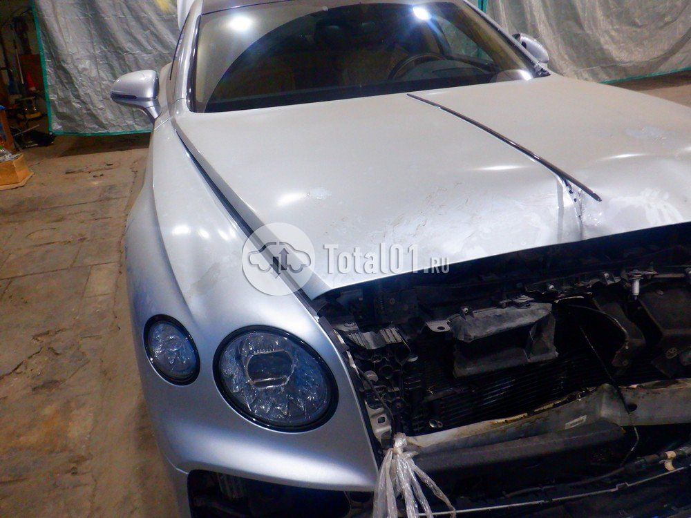 Фото Bentley Flying Spur 108