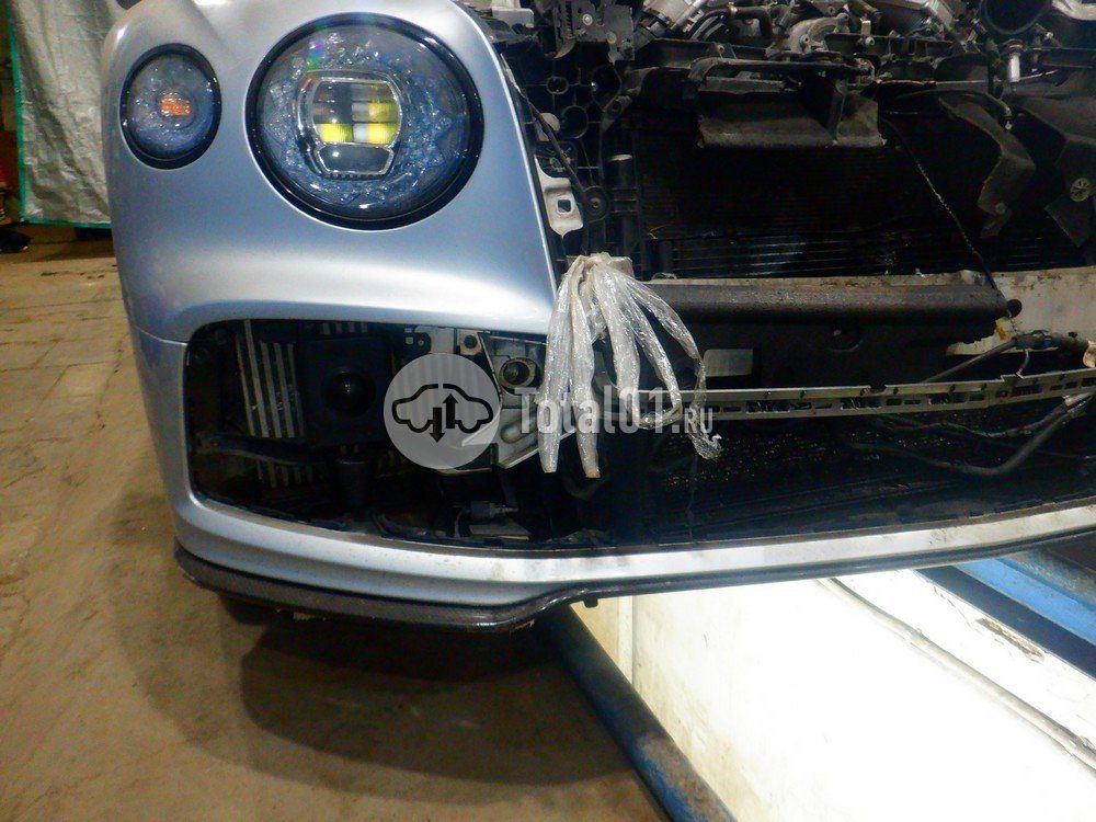 Фото Bentley Flying Spur 134