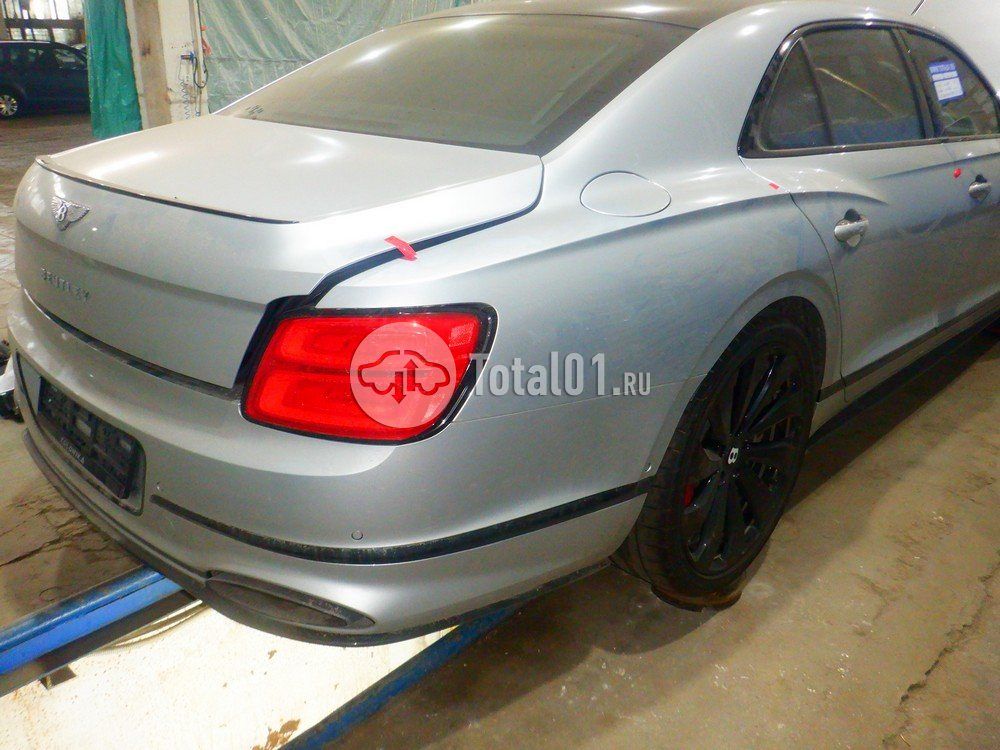 Фото Bentley Flying Spur 186