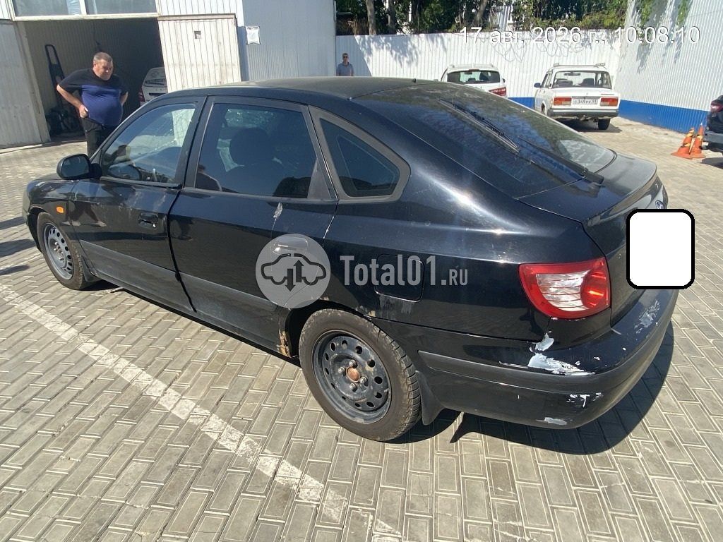 Фото Hyundai Elantra 8