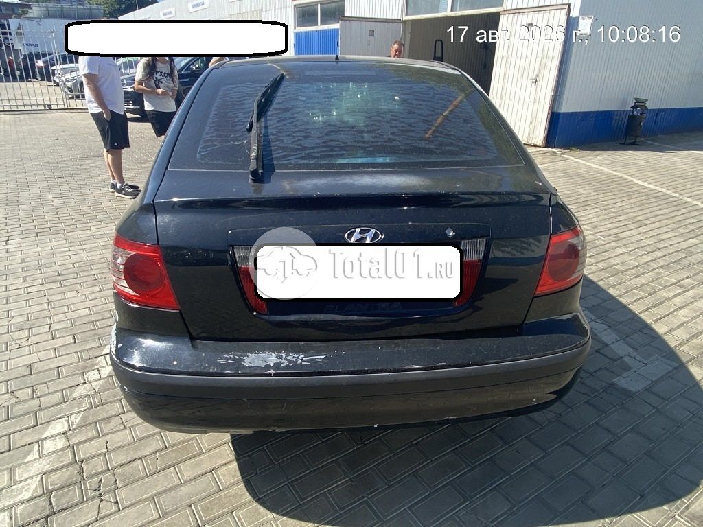 Фото Hyundai Elantra 10