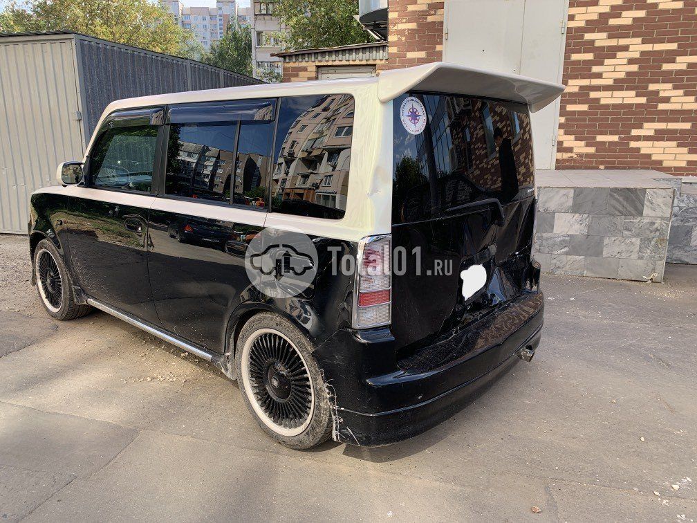 Фото Toyota bB 4