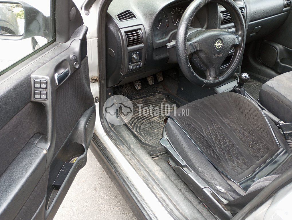 Фото Opel Astra 24