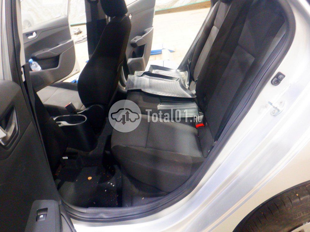 Фото Hyundai Solaris 74