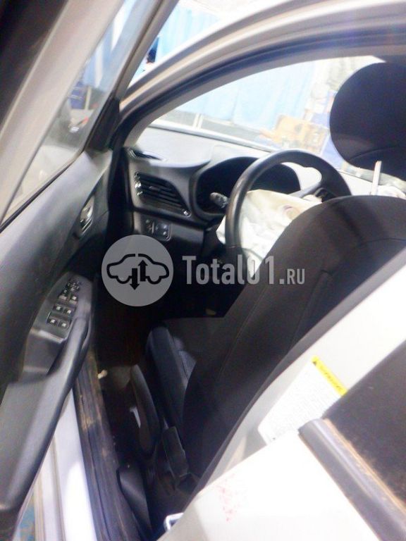 Фото Hyundai Solaris 82