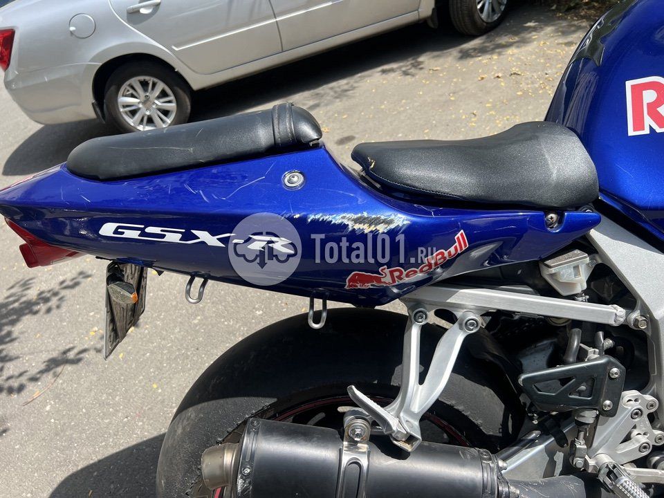 Фото Suzuki GSX-R600 4