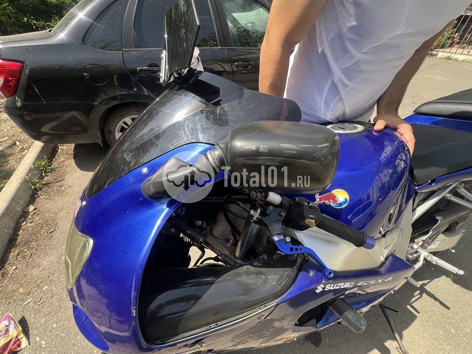 Фото Suzuki GSX-R600 6