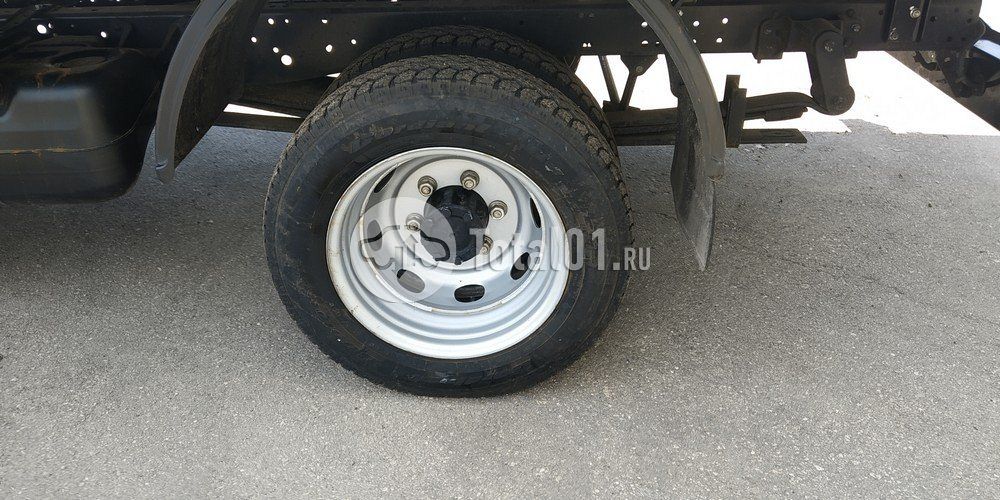 Фото ГАЗ A21R22 30