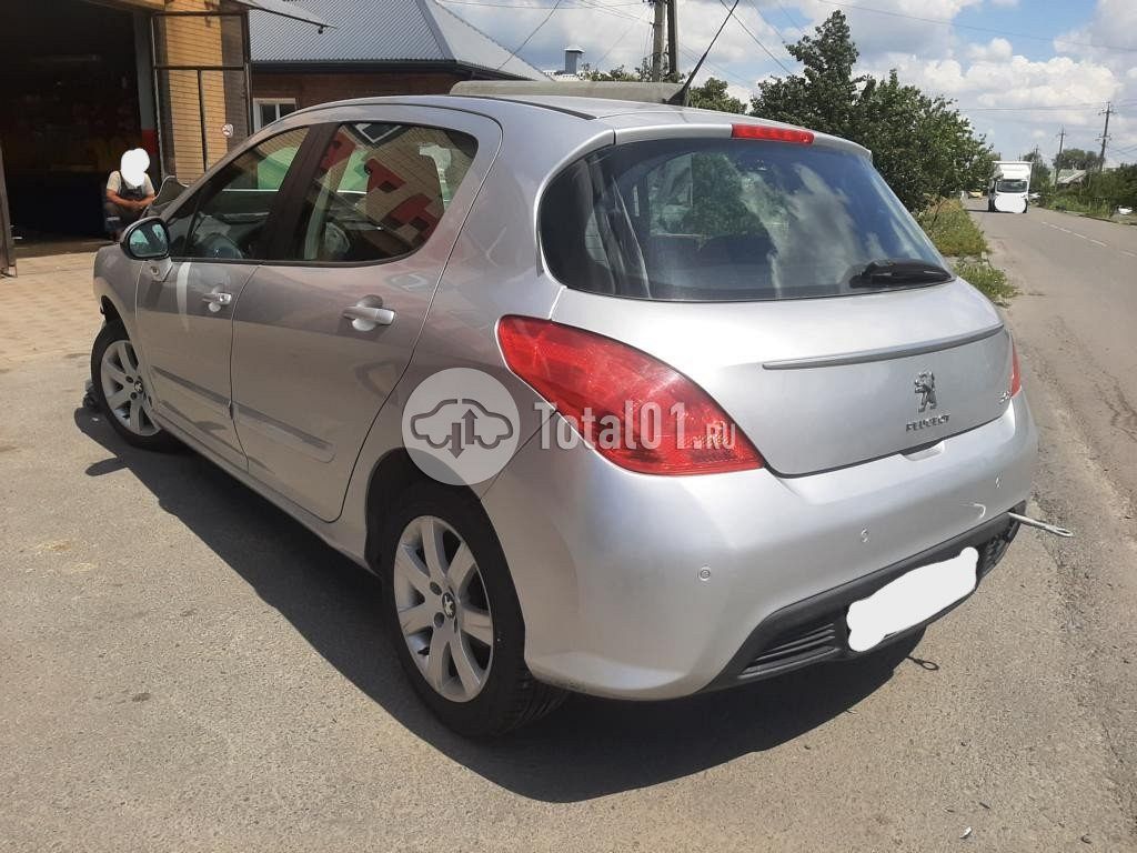 Фото Peugeot 308 8