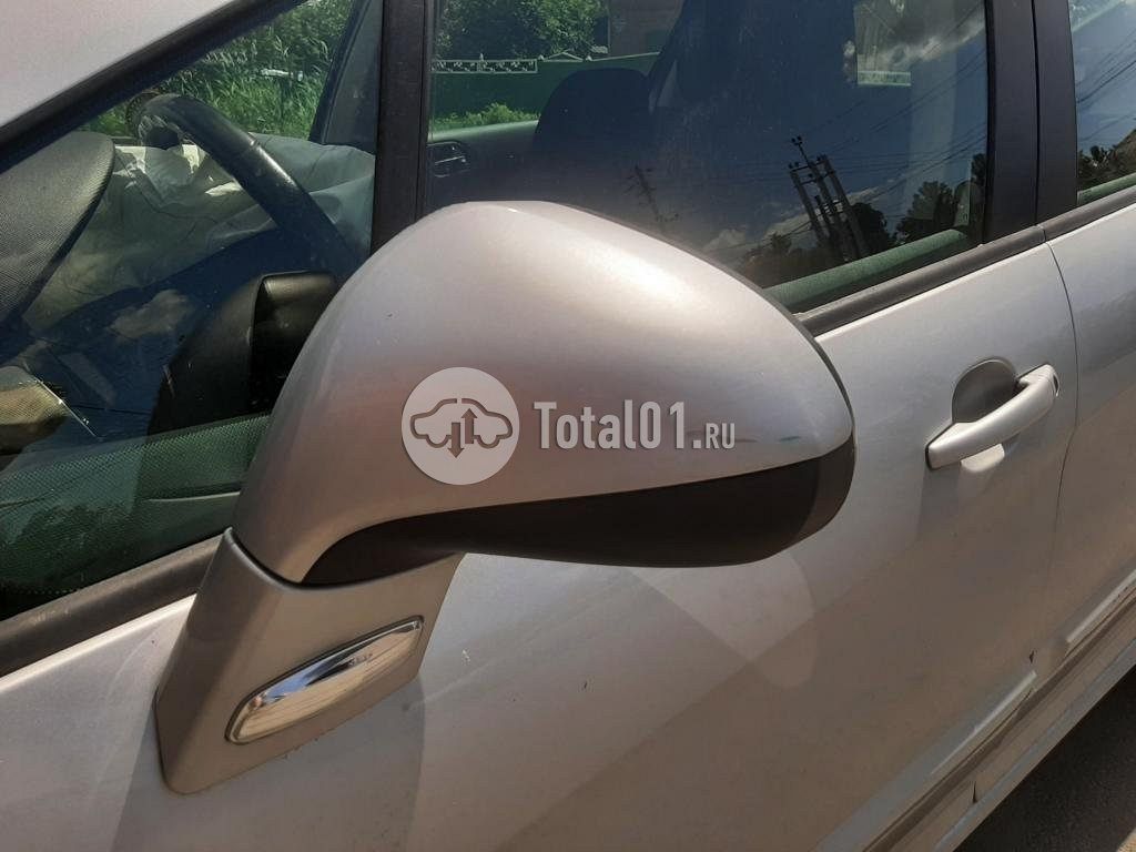 Фото Peugeot 308 12