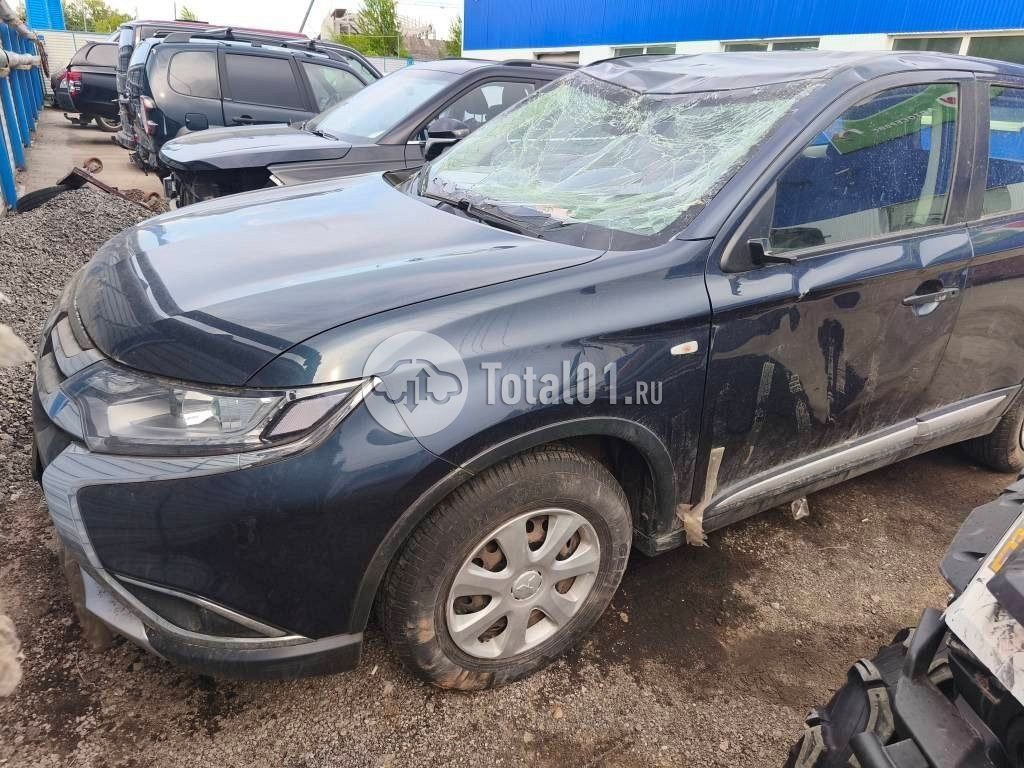 Фото Mitsubishi Outlander 76