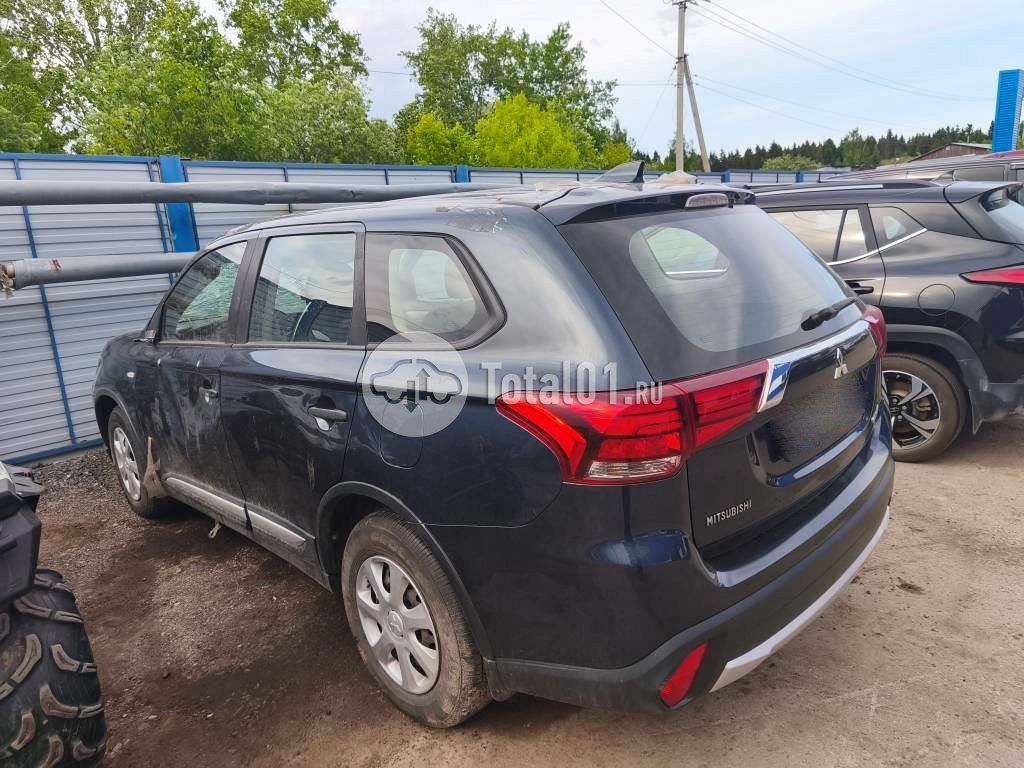 Фото Mitsubishi Outlander 78