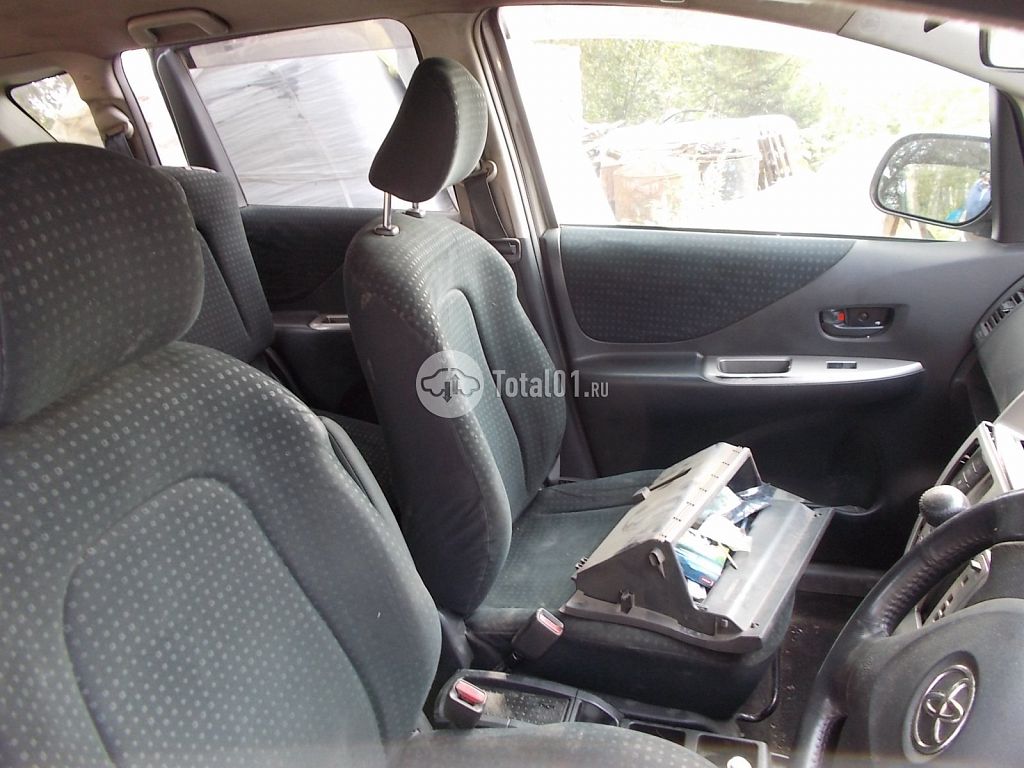 Фото Toyota Ractis 46