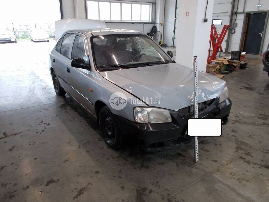Фото Hyundai Accent 22