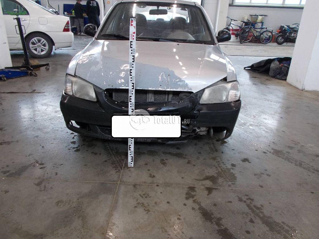 Фото Hyundai Accent 24