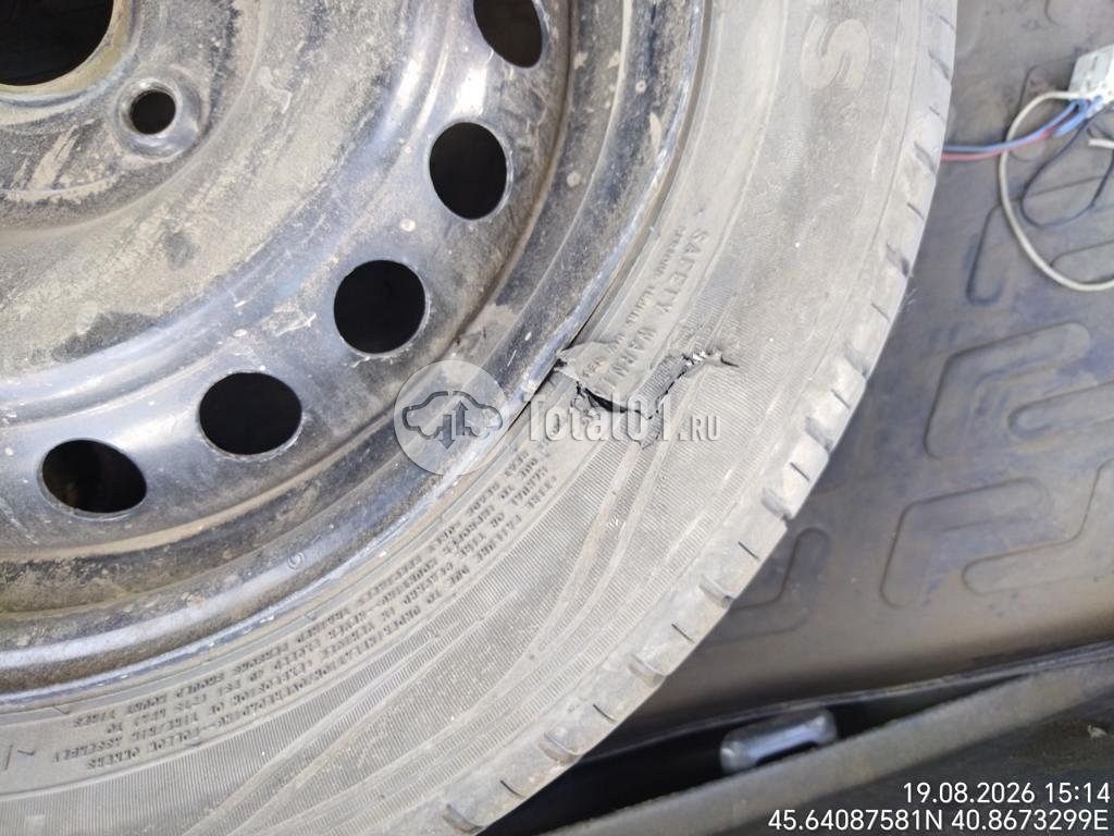 Фото Hyundai Accent 36
