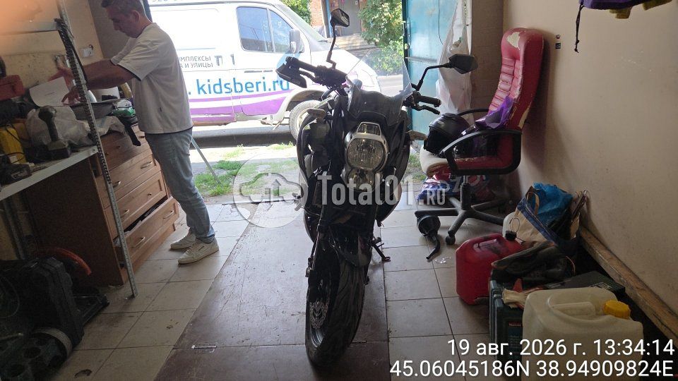 Фото Kawasaki KLE650 2