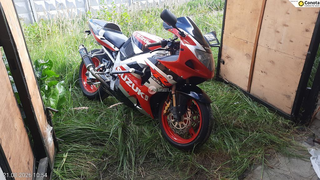 Фото Suzuki GSX-R600 4
