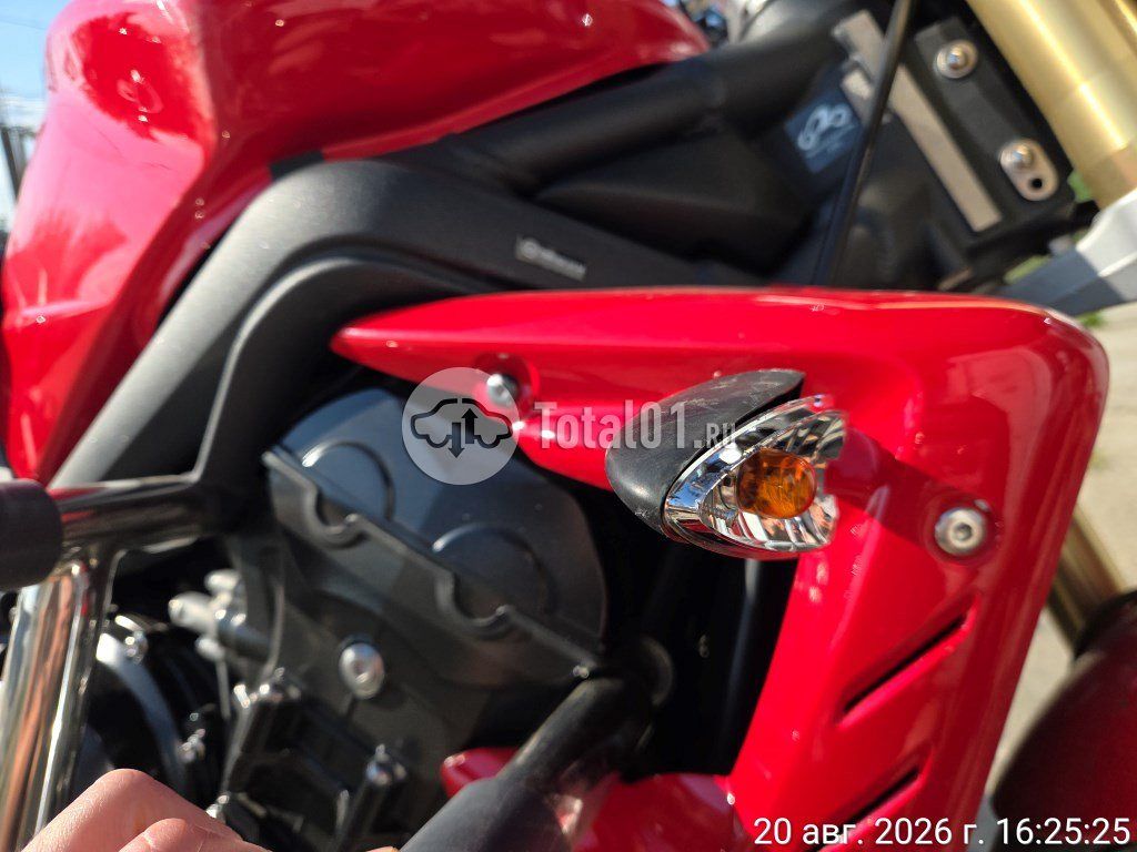 Фото Triumph Speed Triple RS 14