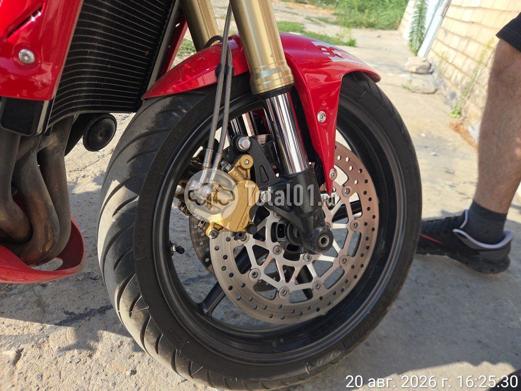 Фото Triumph Speed Triple RS 16