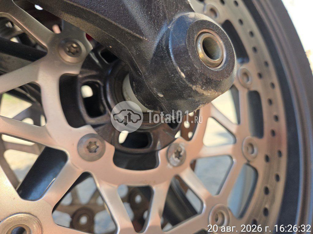 Фото Triumph Speed Triple RS 26