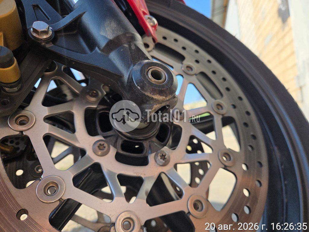 Фото Triumph Speed Triple RS 28