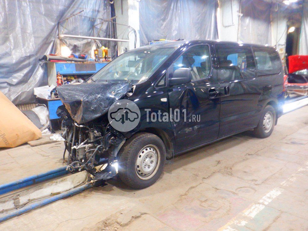 Фото Hyundai H-1 8