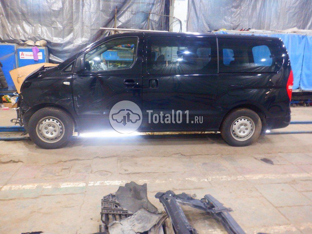 Фото Hyundai H-1 10