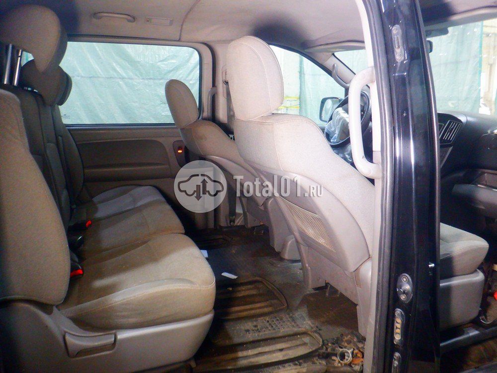 Фото Hyundai H-1 48