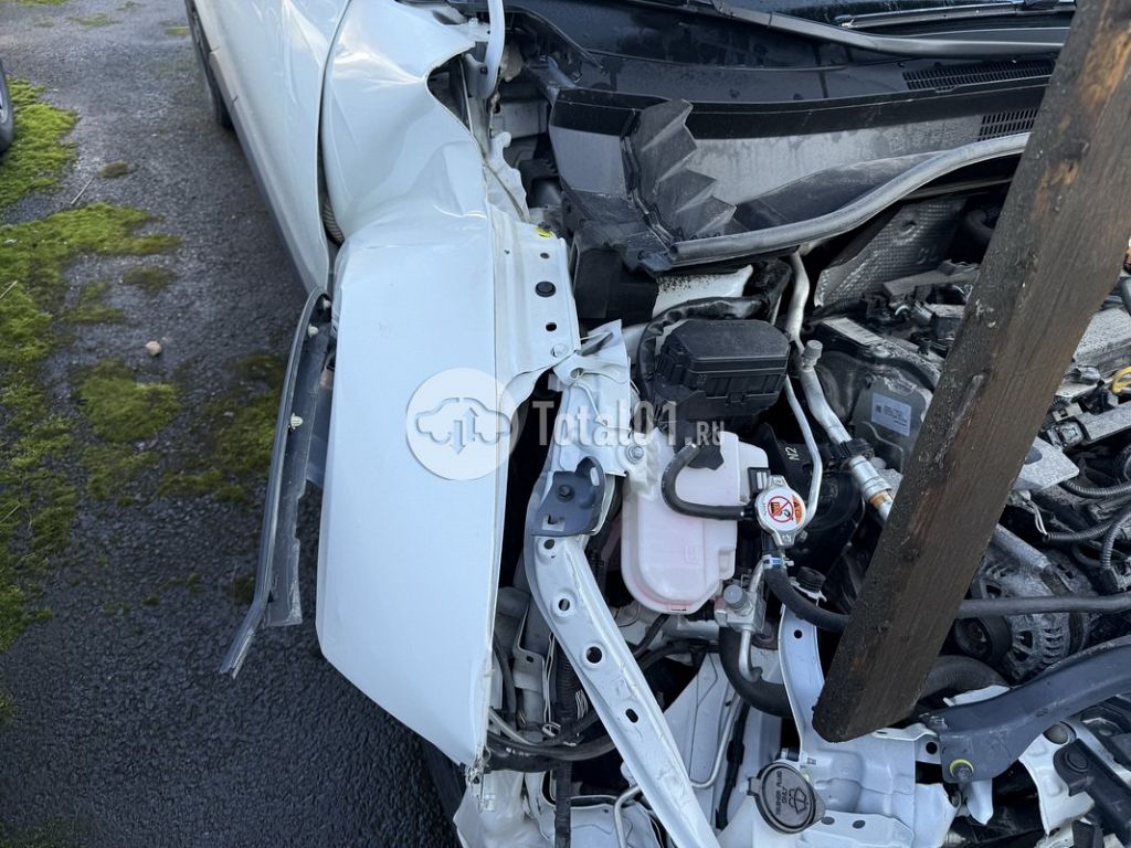 Фото Toyota C-HR 56
