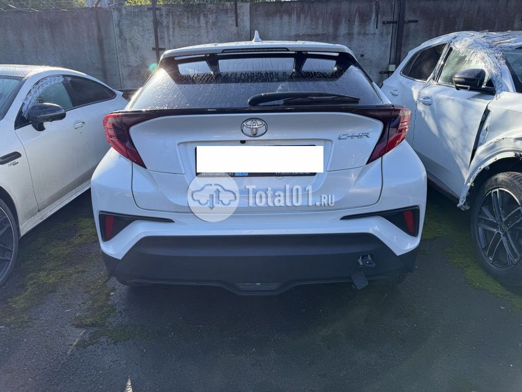 Фото Toyota C-HR 68
