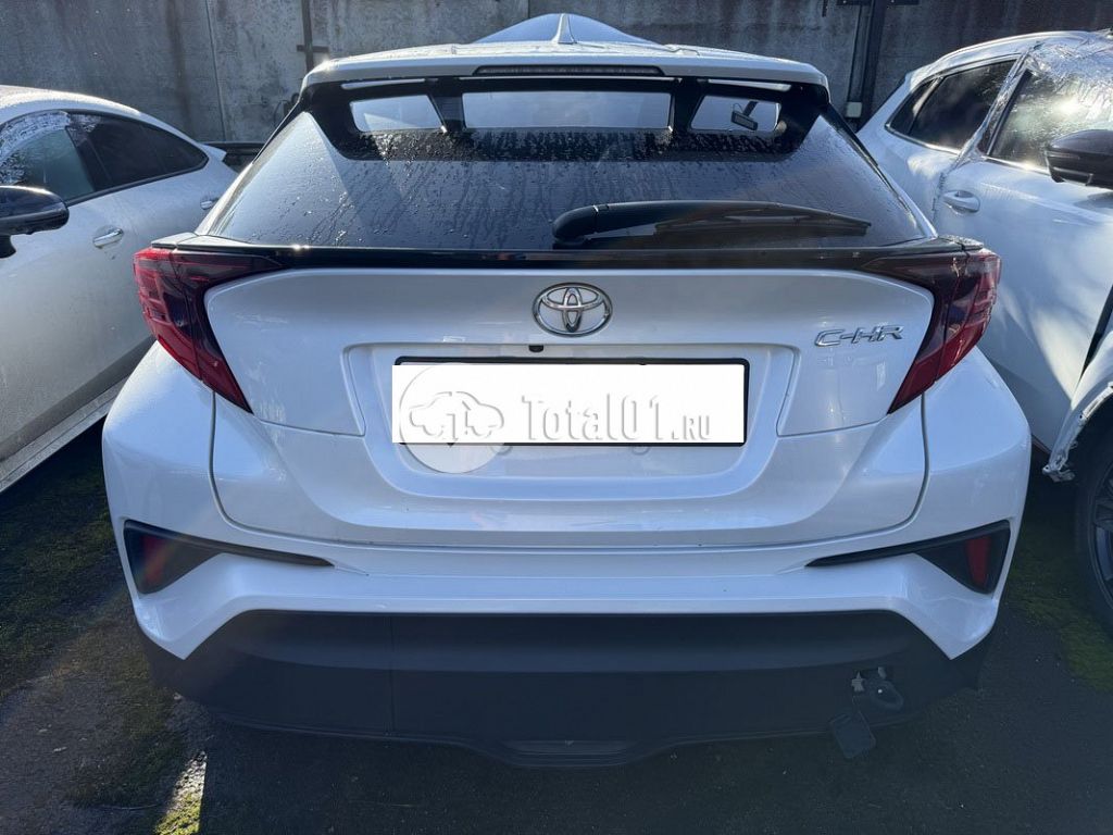 Фото Toyota C-HR 82