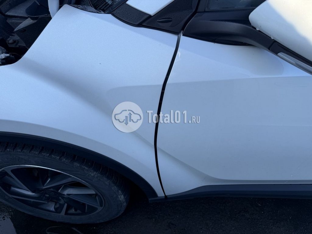 Фото Toyota C-HR 88