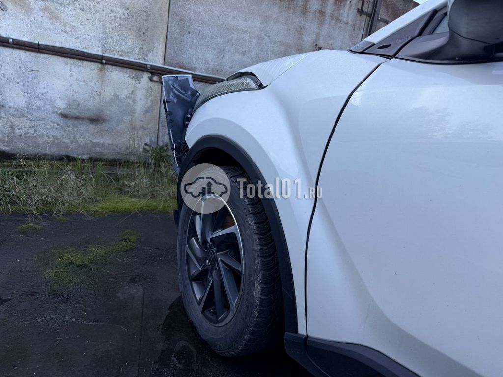Фото Toyota C-HR 112